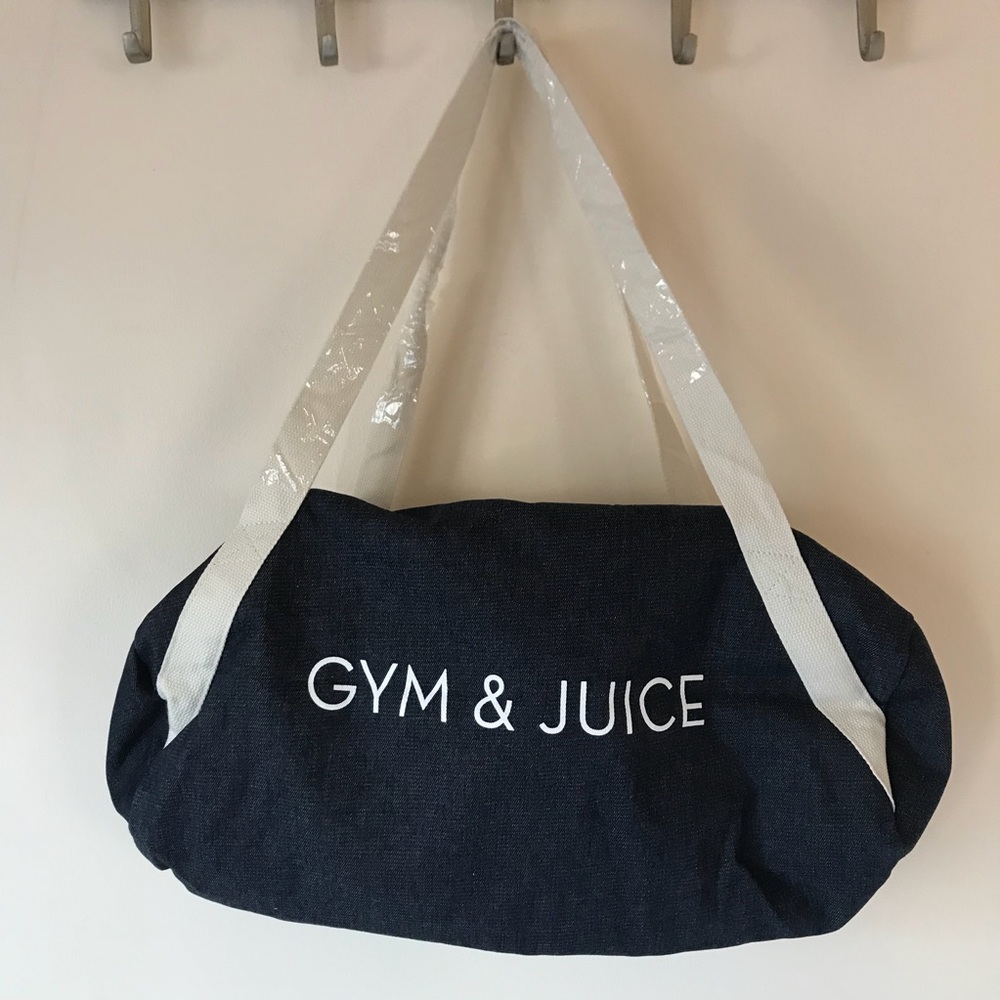 Gym & Juice Duffel Bag - FabFitFun Winter Box